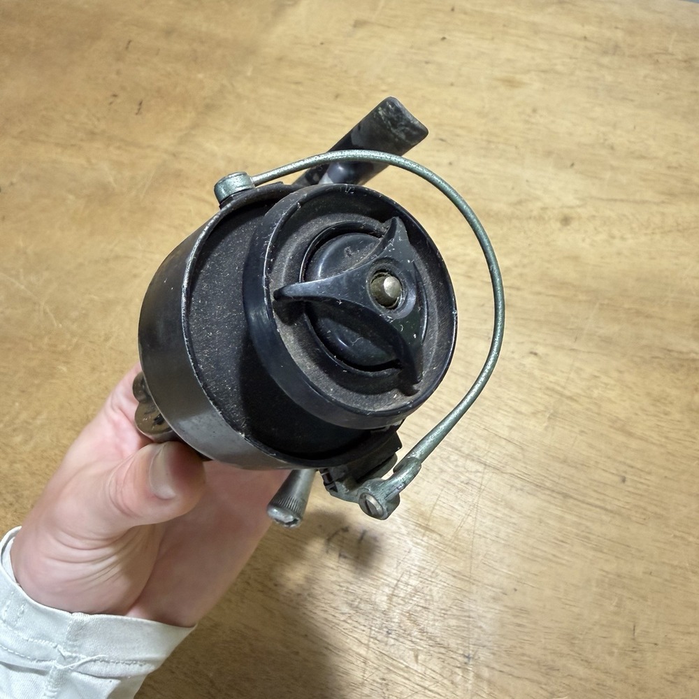 Vintage Garcia Mitchell 300 Spinning Reel France Fishing Reel Black Antique - Picture 11 of 13